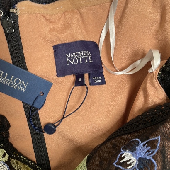 MARCHESA NOTTE Floral Applique Dress - Picture 8 of 10